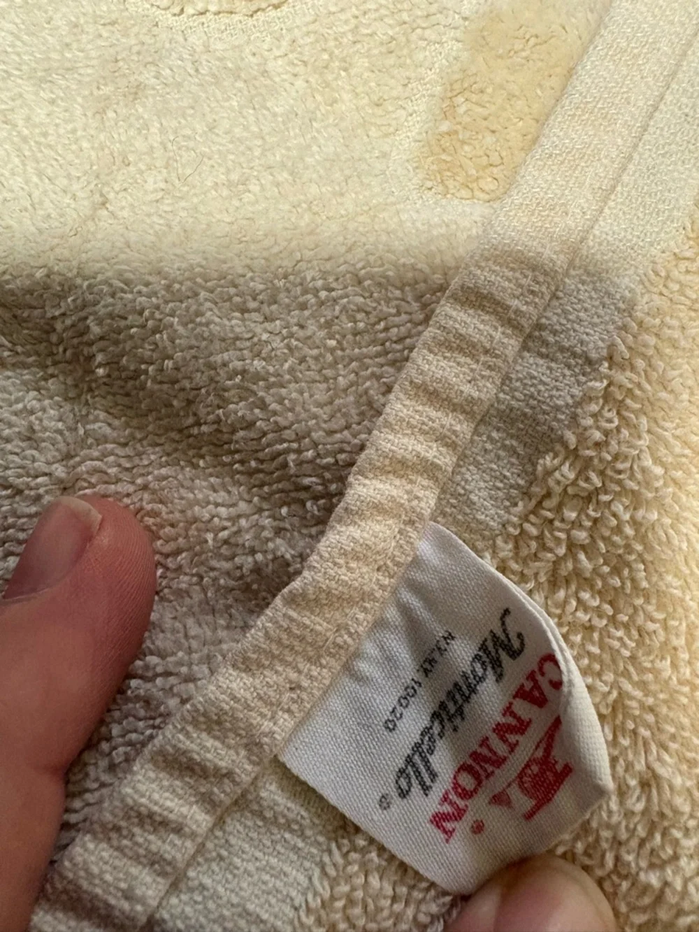 Vintage Cannon cream swan bath towel